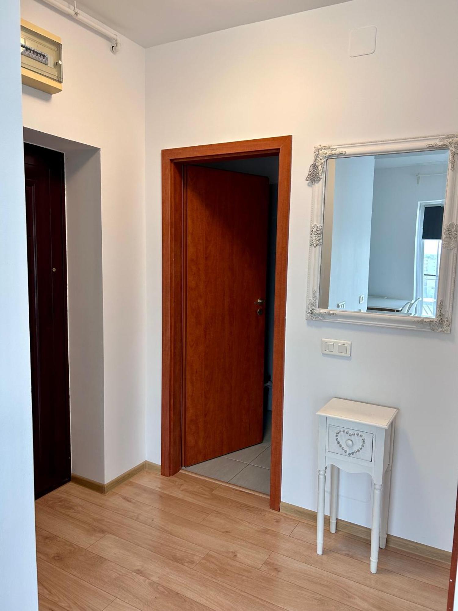Sunrise Apartment Bucarest Extérieur photo