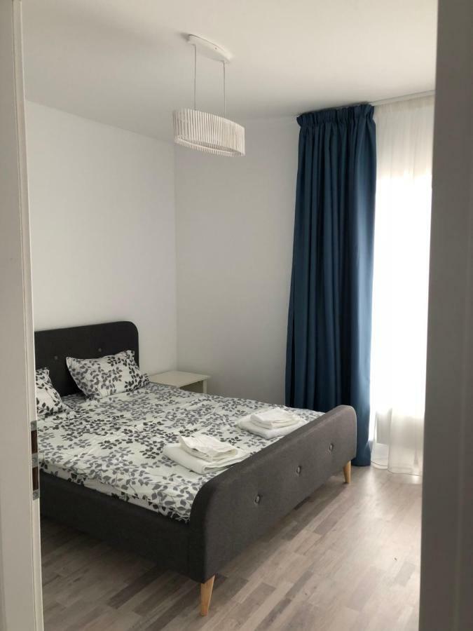 Sunrise Apartment Bucarest Extérieur photo
